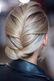 Pull your hair up in a high pony, and roll it over to create a bun that resembles a ballerina one. 35 Easy And Fancy Ideas Of Wearing Hair Bun For Short Hair