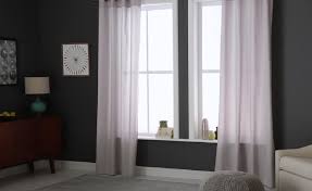 how much does it cost to hem curtains