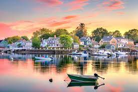 beautiful towns to visit in new england