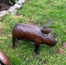 garden pig sculptures fair trade