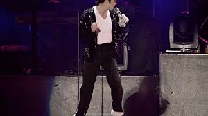 F#m) / intro / (n.c.) (drums) / em f#m/e g/d f#m/e em f#m/e g/d f#m/e / verse 1 / em f#m/e g/d f#m/e she was more like a beauty queen, from a movie scene. Michael Jackson Billie Jean Live Munich 1997 Widescreen Hd Youtube