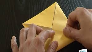 Le papier peint ne l'avantage du papier peint c'est que l'on peut fabriquer une boîte grand format. Origami Faire Une Boite En Papier Minutefacile Com