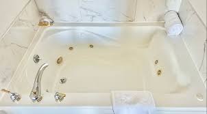new orleans hot tub suites hton