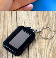 Móc khóa đèn pin mini sạc năng lượng mặt trời ( màu đen: 55 x 35 x 1cm) - Móc  khóa