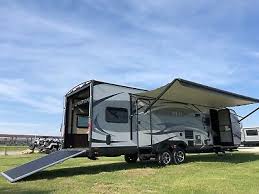 They have low hitch weights meaning you can't load much behind the axles of the trailer. 2017 Forest River Xlr Xlr Hyperlite 35 Toy Hauler Gourgeous 1 Slide 1 2 Ton Towable We Finance 32 750 00 Picclick