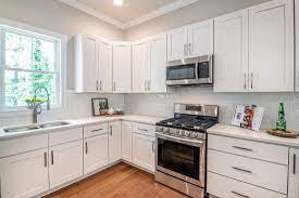 The stylish cabinet provides cabinet refacing, kitchen cabinet refacing, custom cabinet, cabinet refinishing in san diego and surrounding cities. Kitchen Cabinet Remodeling San Diego