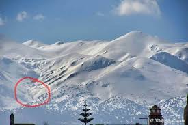 Προσοχή! Χιονοστιβάδες σαρώνουν τις Μαδάρες των Λευκών... - Flashnews.gr