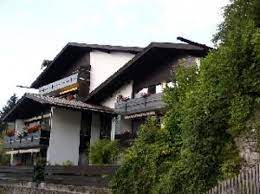 Wählen sie die passende ferienwohnung aus und kontaktieren sie die anbieter. Wohnung Altbau Garmisch Partenkirchen Homebooster