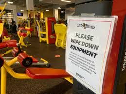 retro fitness member seriously hurt in