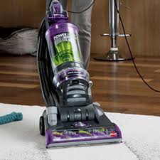 bissell powerlifter pet vacuum is on
