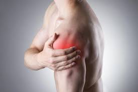 5 common signs of a shoulder injury