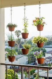 easy hanging gardens ideas for outdoors