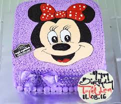Bánh kem sinh nhật vuông màu tím vẽ hình mặt chuột mickey đẹp độc lạ tặng  bé gái