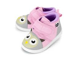 Ikiki Dr Owlivia Hoot Squeaky Shoes Size 08