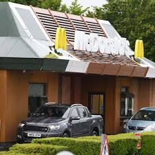 * at restaurants, use cash or credit cards only. Mcdonald S Employee Explains Why They Take Your Picture At The Drive Thru Cambridgeshire Live