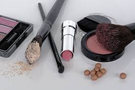 how to sell makeup getsocio