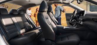 2020 Nissan Sentra Interior Features