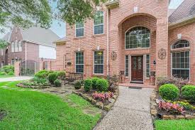 Most homes for sale in houston stay on the market for 60 days and receive 1 offer. Houston Tx Homes For Sale Houston Tx Real Estate Trulia