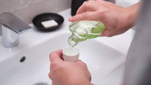 does mouthwash kill healthy bacteria