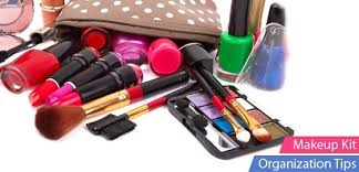 organizing your makeup kit royal