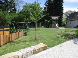Schon oft haben wir projekte mit wenigen mitteln oder auch großem vorhaben wie eine komplette umgestaltung eines gartens, ein ganzes grundstück, kindergärten. Uberlingen Aussenanlage Kindergarten Gartenbau Schoppler Gmbh