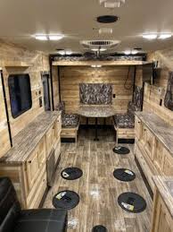 7 Best Fish House Rvs For Ice Fishing