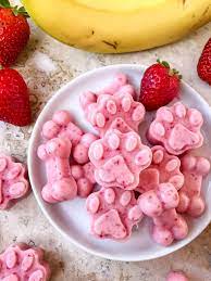 Whisk peanut butter and eggs until thoroughly combined in a second bowl. Frozen Strawberry Banana Dog Treats Three Olives Branch