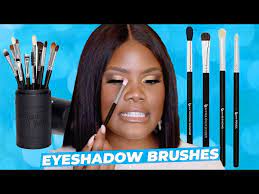 favorite eyeshadow brushes for hooded