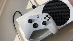 xbox series s review small but mighty