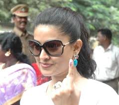 stalin-fathima-babu. Sneha @ Tamil Nadu Local Body Election 2011 - sneha-vote