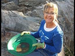 gold panning at lynx creek in the
