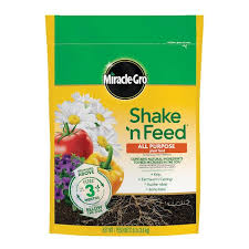 miracle gro shake n feed 8 lbs all