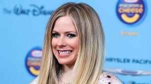 Hope this makes you laugh as hard as it's made my friends and i laugh all week. Avril Lavigne In March 2020 In Afas Live Teller Report