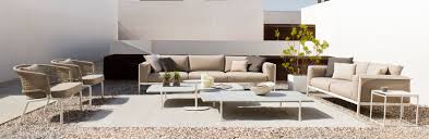 modern garden furniture contemporary
