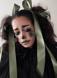 creepy halloween makeup