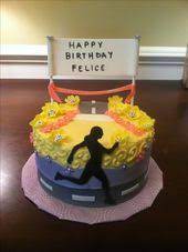 We have lots of 40th birthday cake ideas including ideas on decorating 40th birthday cakes and creating themed cakes like over the hill birthday cakes. 24 Runner Birthday Ideas Running Cake Cupcake Cakes Birthday