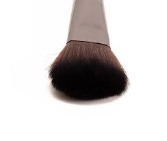 um concealer brushes