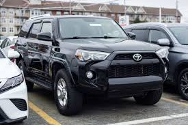 does the toyota 4runner have a 3rd row