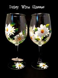 Hand Painted Daisy Flower Wine Glass