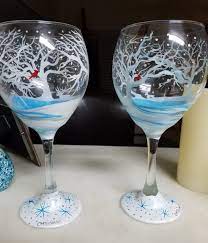 holiday wine glass painting work