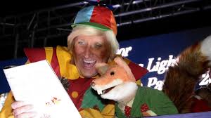 Basil Brush Sings Baby Shark Windsor Christmas Light Switch On 2018 With Kevin Cruise