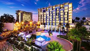 newport beach hotels ideal for group