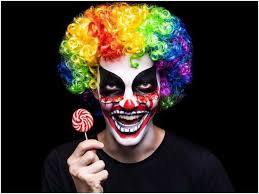 vire gal to scary clown here are