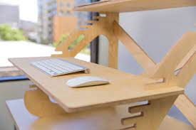 We're sharing affordable options to shop now, in multiple heights that are stable and customizable. 8 Awesome Diy Standing Desk Ideas To Stay Healthy Minimalist Desk
