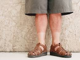 skin discoloration on legs causes