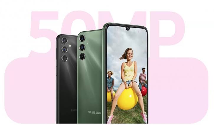 Top Phones Lunching In This Month OnePlus Realme iQOO Samsung Infinix