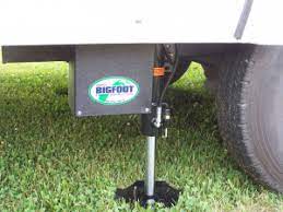 The lynx recreational vehicle leveling kit is a decent choice if we're also look for an affordable yet quality leveling system that won't give us a difficult time to figure out how to level our rv. Hydraulic Leveling Systems Rvtech Installations Ft Myers