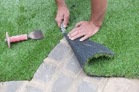 t artificial turf to size using