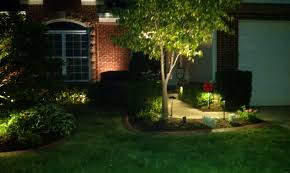 Best Low Voltage Landscape Lighting Reviews Low Voltage Outdoor Lighting Outdoor Path Lighting Landscape Lighting