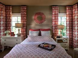 16 Cheerful Bedroom Designs With